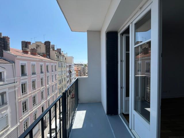 appartement 2 pièces - LYON