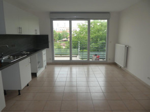 Appartement en Location à Lyon-8eme-arrondissement / 3 pièces 54m2