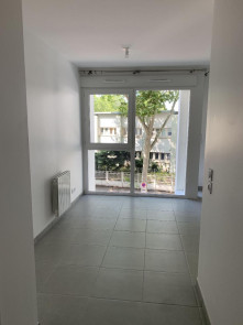 Appartement récent en Vente à Lyon-7eme-arrondissement / 1 pièce 25m2